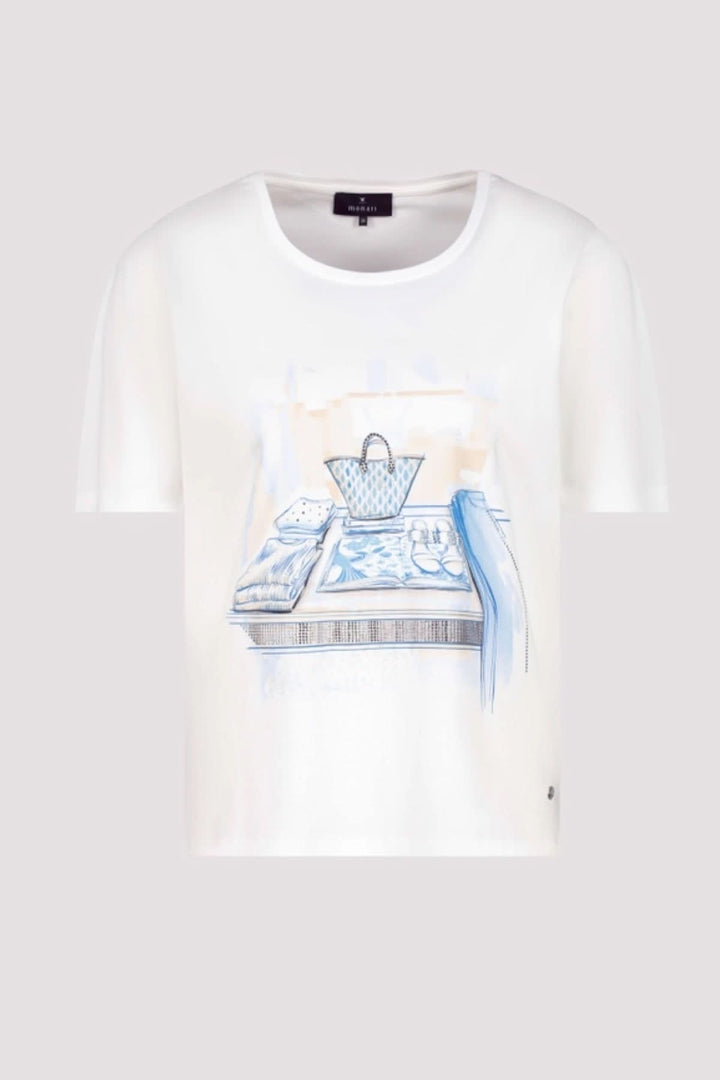 T-shirt blanc avec imprimé élégant d'un sac et livres, col rond et manches courtes, style chic et décontracté.