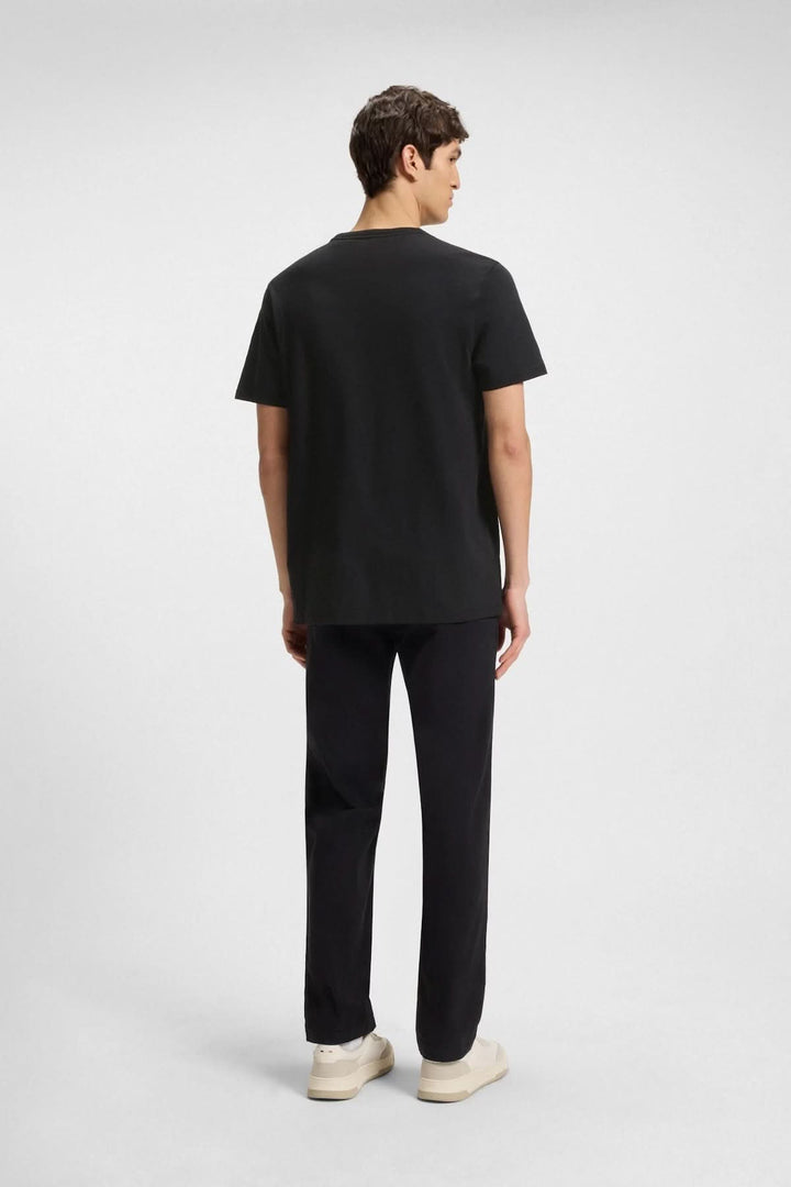 T-shirt noir à coupe droite, vue arrière, avec logo Boss, manches courtes et finition légèrement chinée.