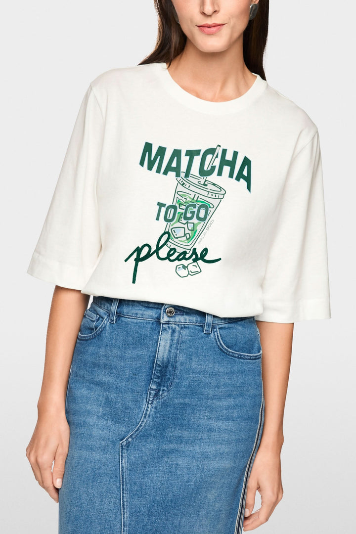 T-shirt imprimée matcha « Rethink Together » avec imprimé graphique, coupe droite ample, manches courtes et encolure ronde classique.