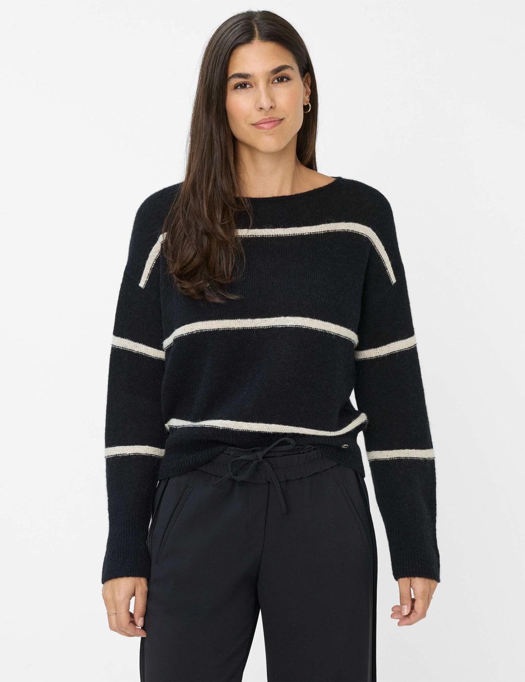 Wide-striped knitwear
