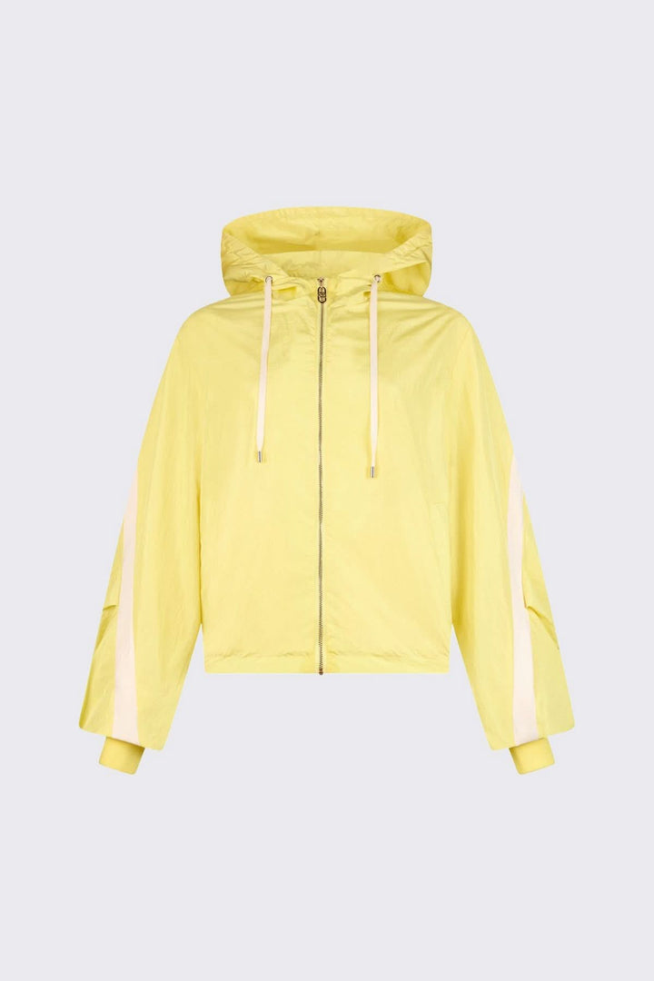 Veste légère à capuche zippée jaune avec fermeture à glissière et cordons ajustables, idéale pour superpositions décontractées.
