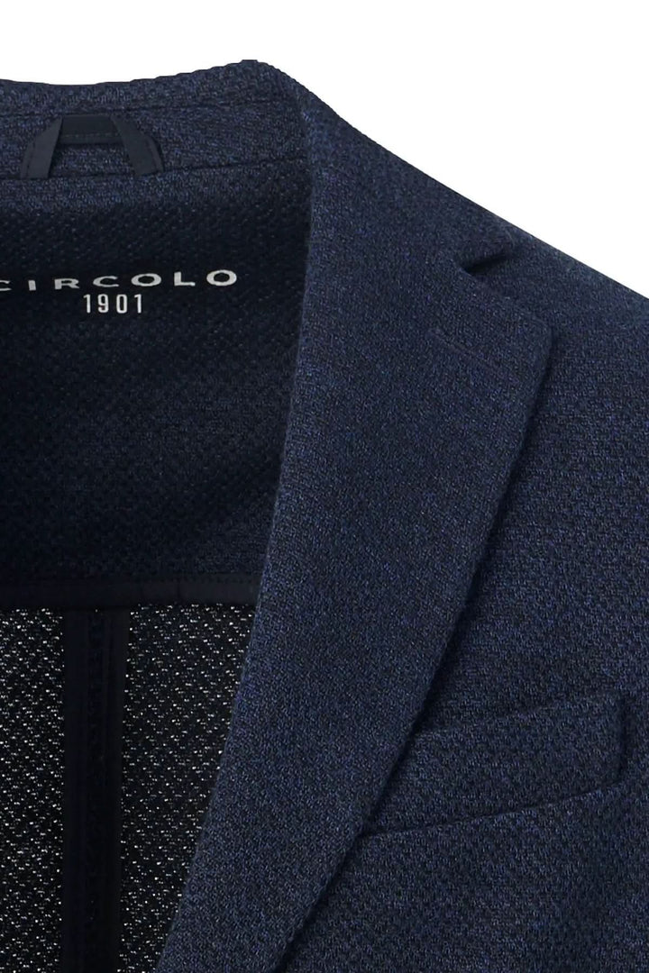 Veston texturé extensible bleu marine, blazer déstructuré en jersey de coton par Circolo 1901, élégant et confortable.