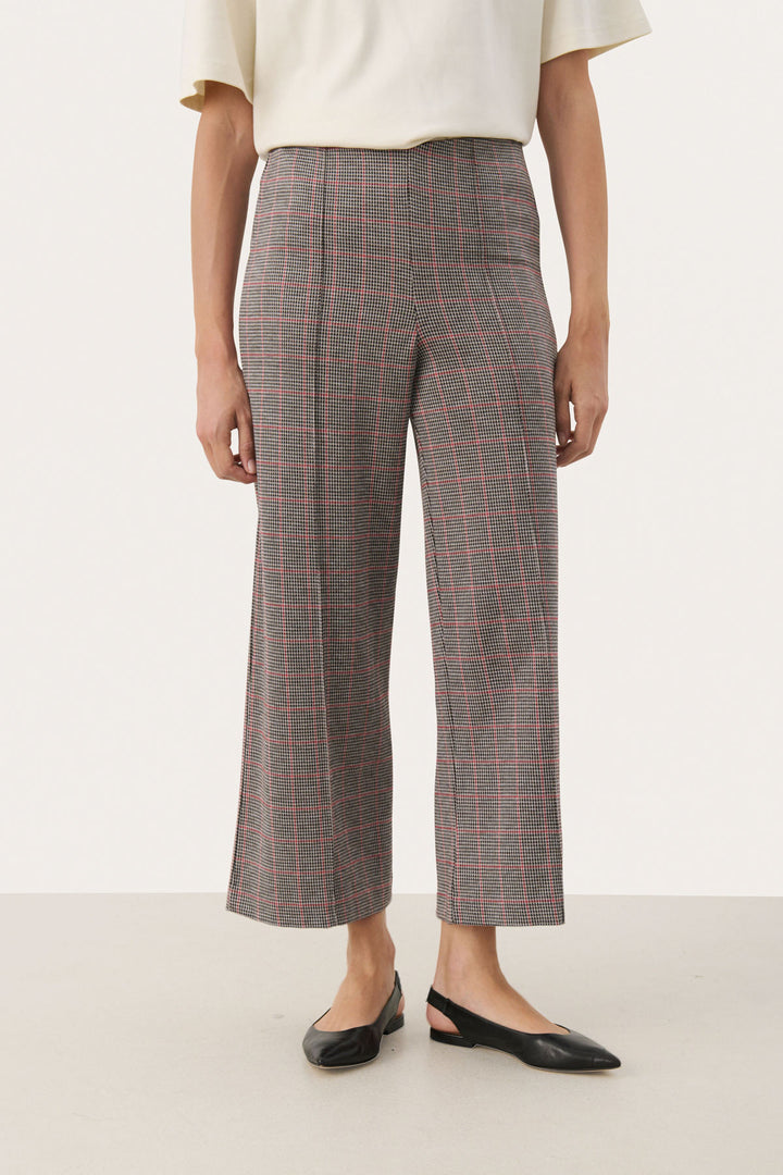 Llisan Classic Pants