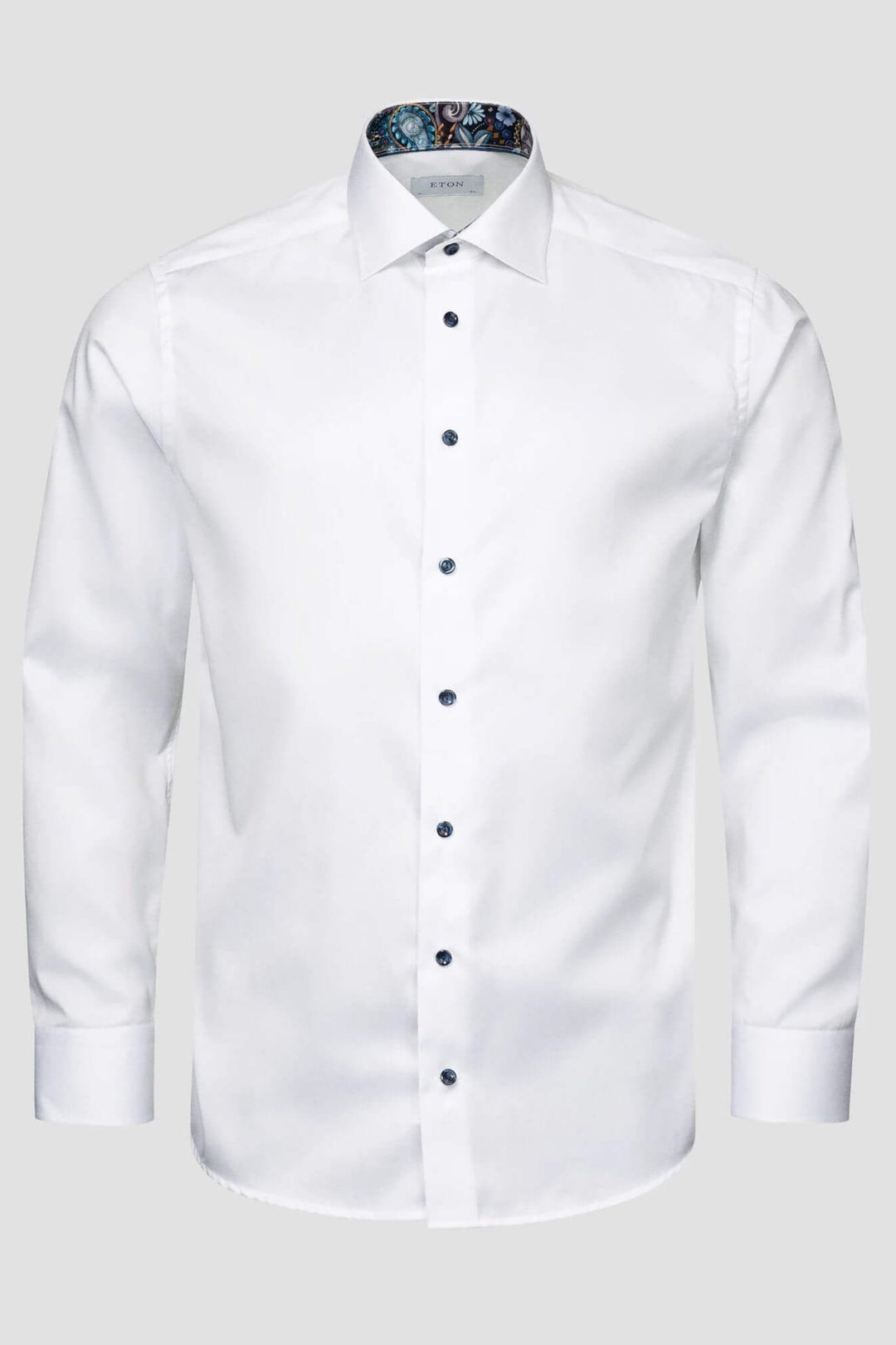 Chemise blanche avec imprimé au col et poignet