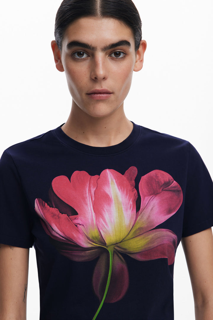 Flower print t-shirt