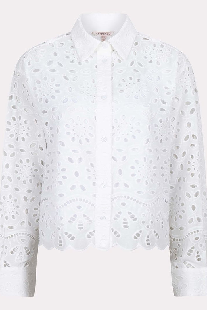 Blouse en broderie