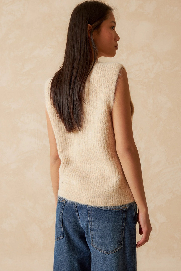 Knitted sleeveless jacket