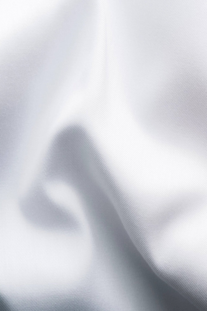 Chemise blanche avec imprimé au col et poignet