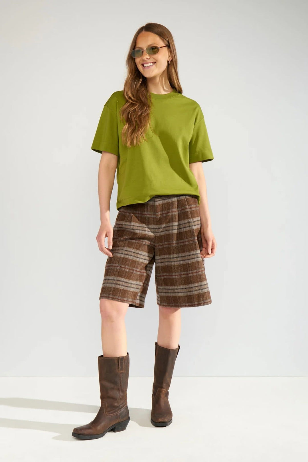 Front view of women&