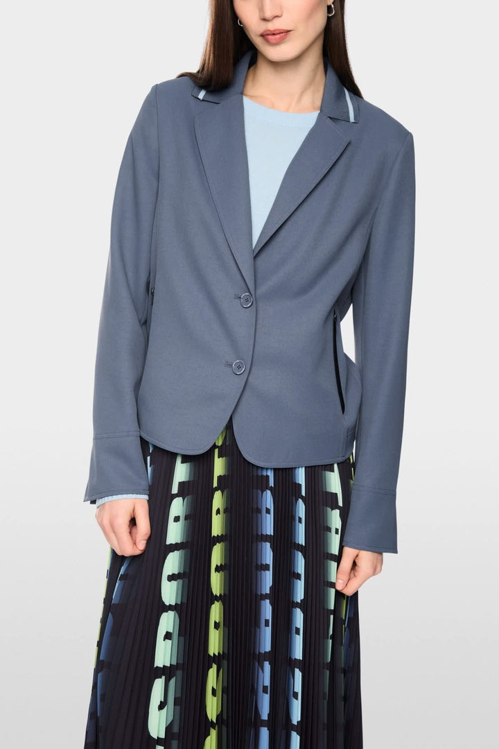 Side view of a beige Marc Cain women&