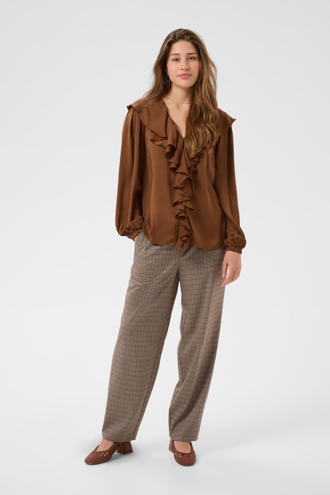 Beliv fluid ruffled long-sleeve blouse front view for women Cream