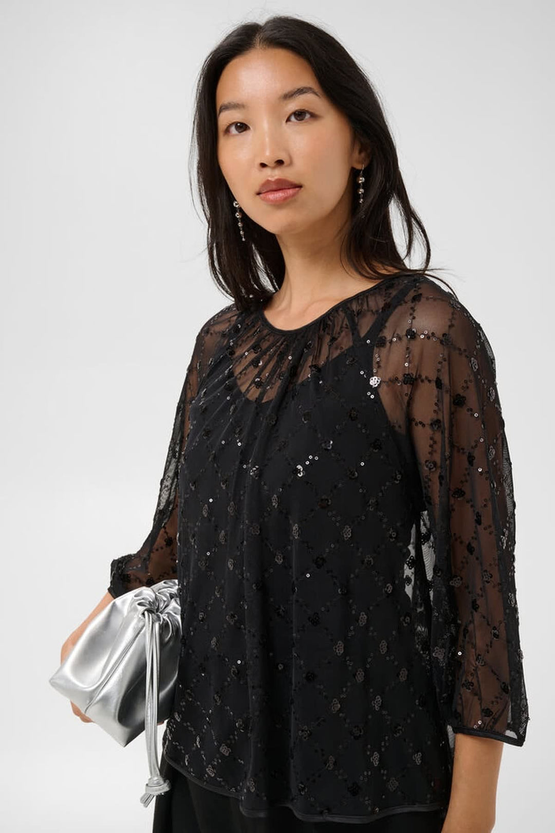 Blouse en dentelle à sequins Dimka vue de face pour femme Part Two