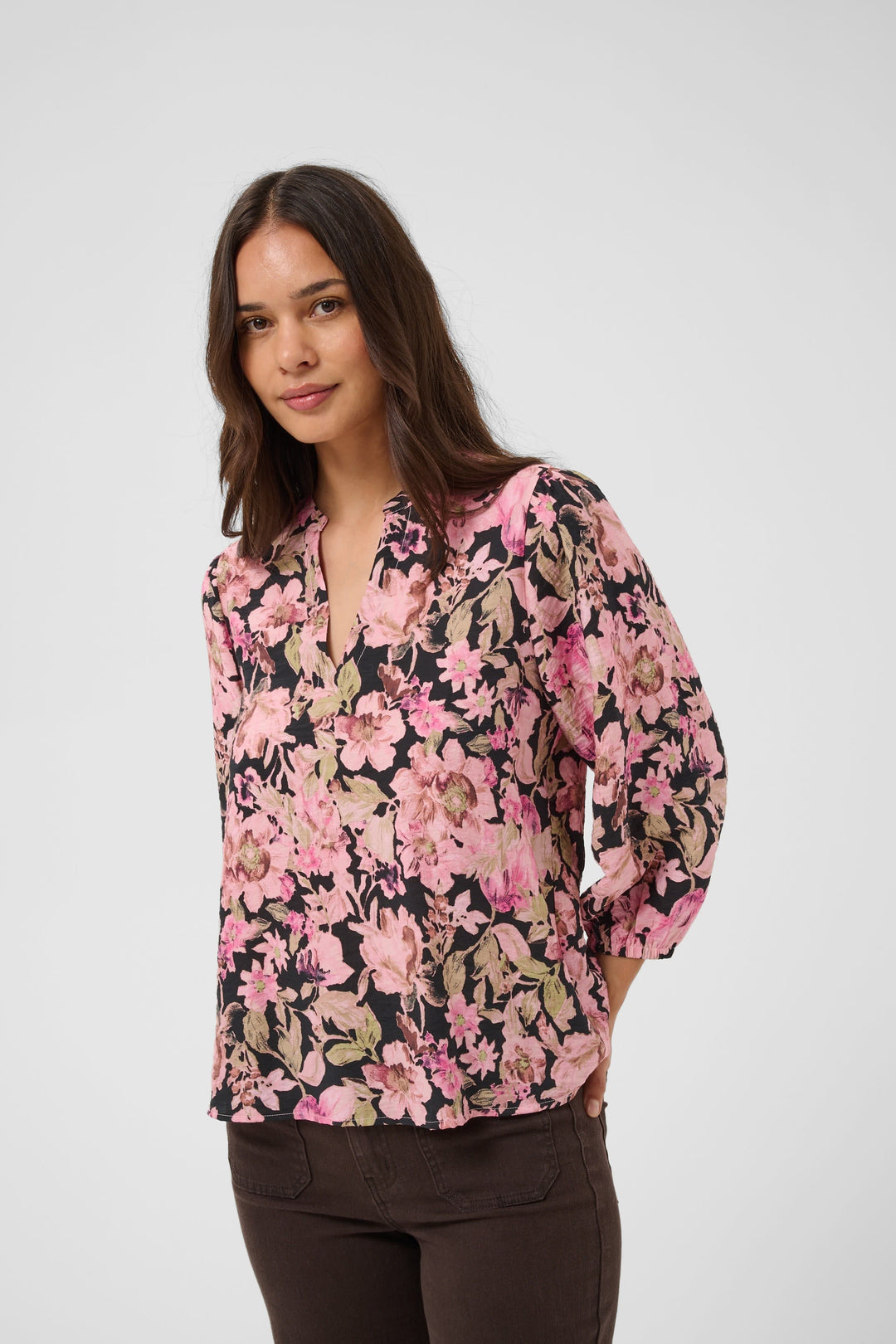 Blouse Kasirena à imprimé floral vue de face pour femme Kaffe