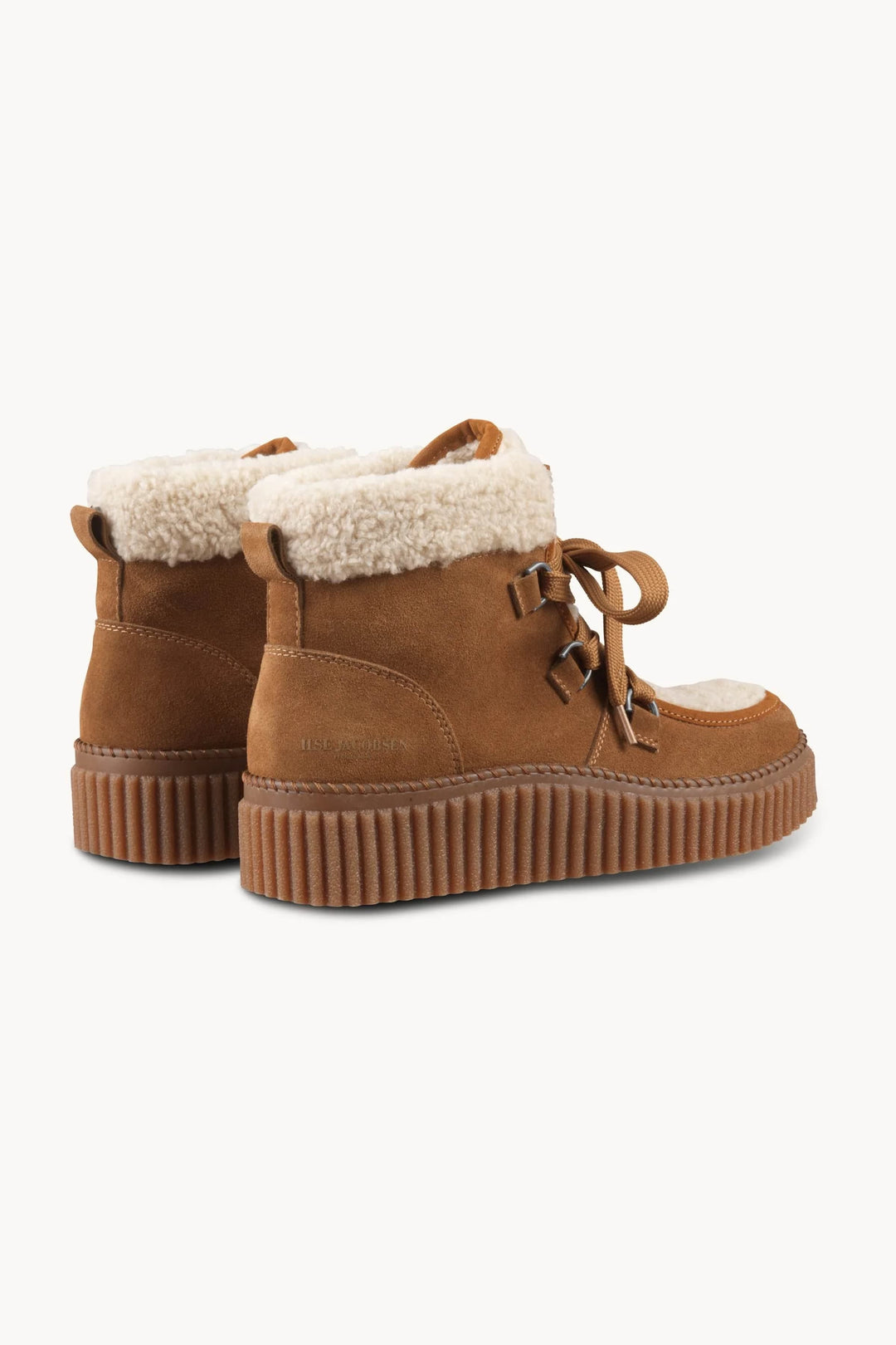 Bottes d’hiver à lacets doublure effet mouton vue de côté pour femme Ilse Jacobsen