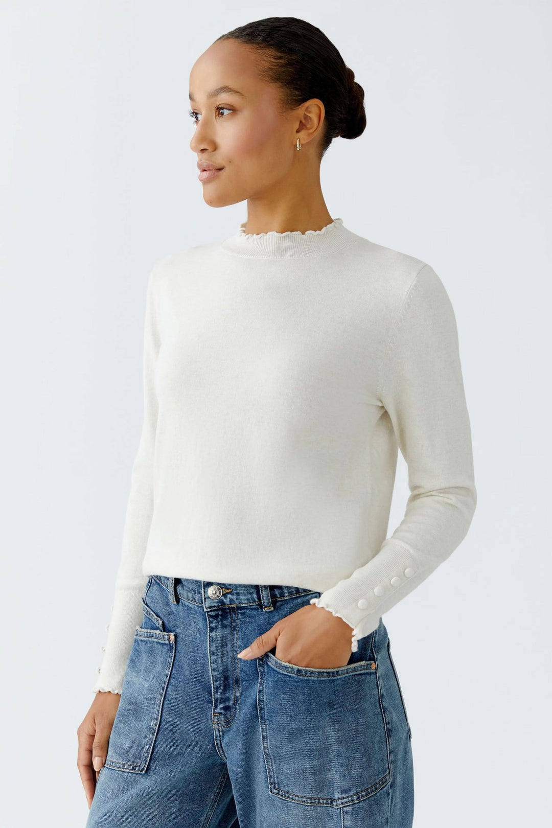 Fitted sweater with a fit