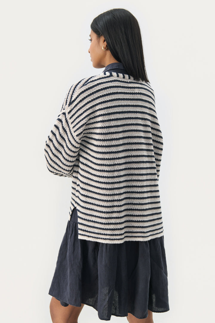 Nahni Linen Sweater