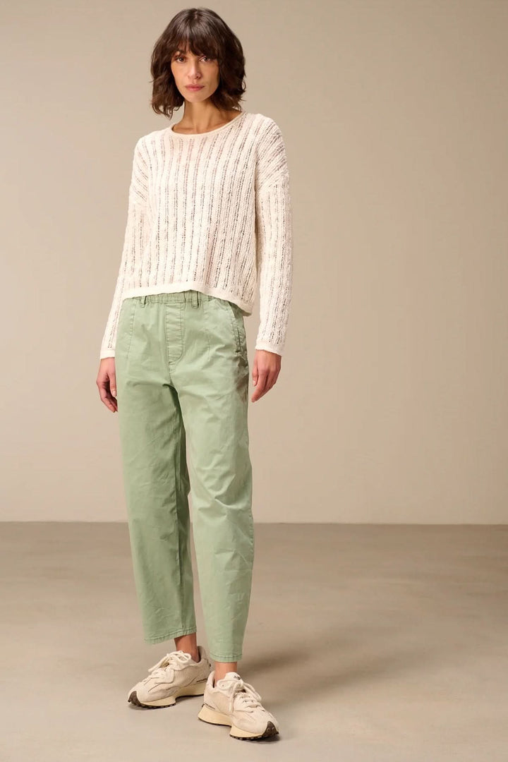 Casual pants with an elastic waistband