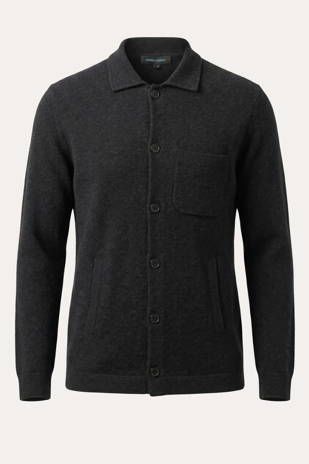 Cardigan en laine mérinos à col chemise vue de face pour homme Patrick Assaraf