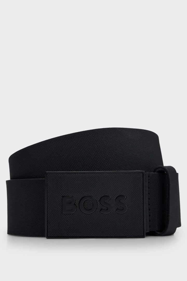 Vue de côté ceinture en cuir noir Hugo Boss pour homme - Valérie Simon