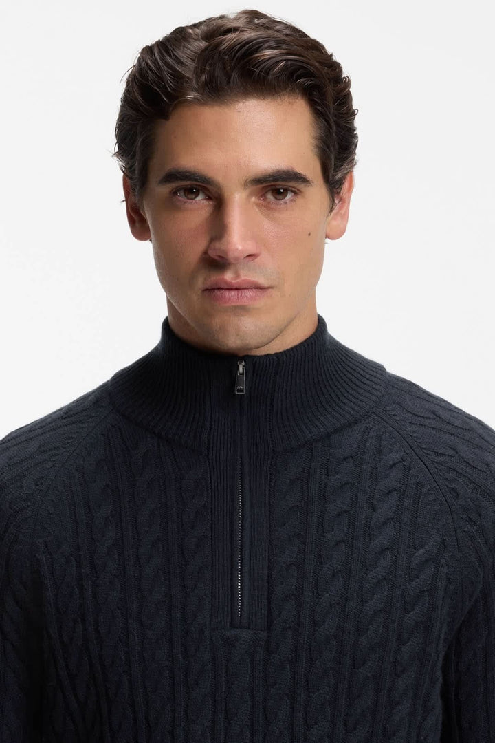 Chandail à demi-zip en tricot torsadé vue de face Hugo Boss