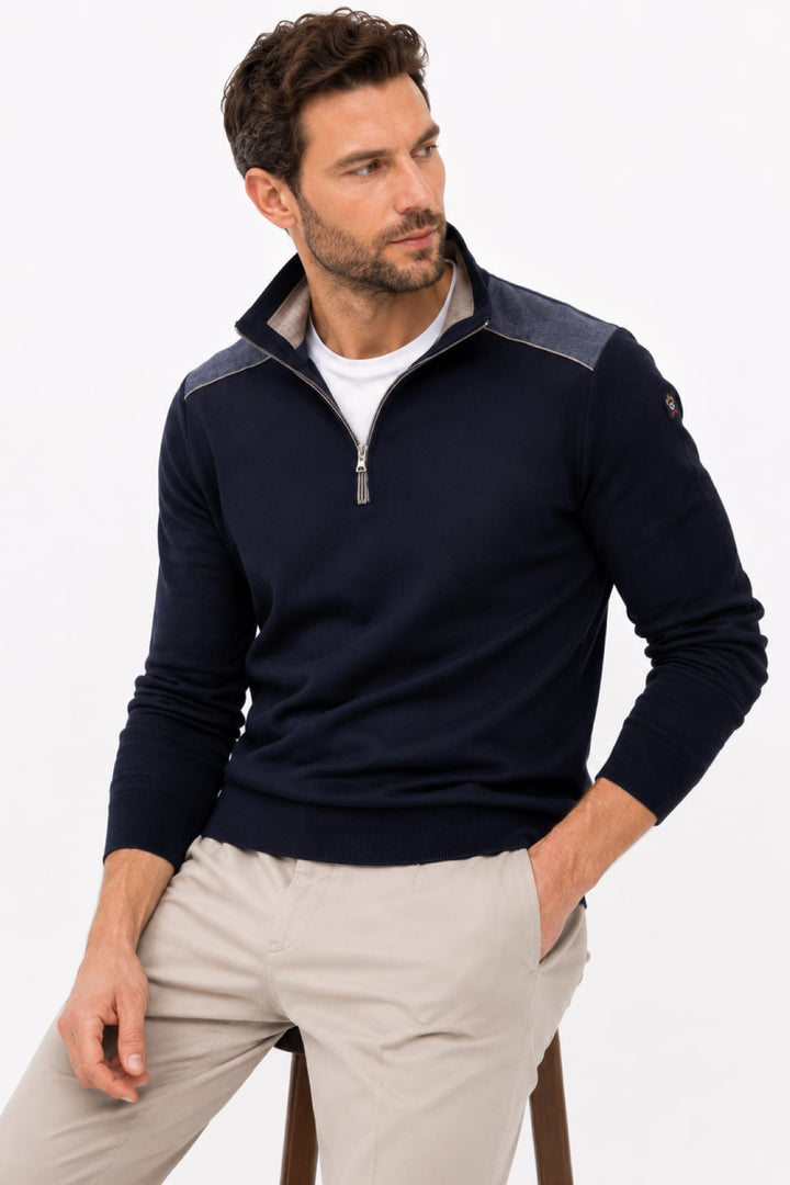 Vue de côté chandail demi-zip Paul and Shark pour homme bleu avec logo discret - Valérie Simon