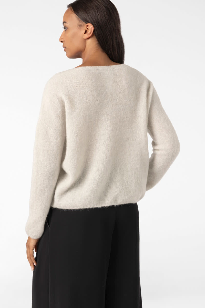 sarah pacini women's V-neck knit sweater