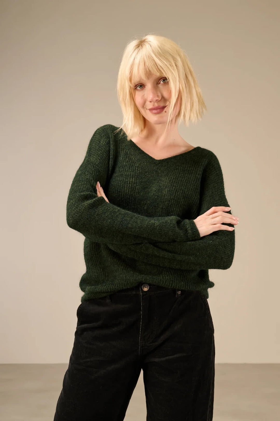 Chandail en tricot à col en V pour femme Nile