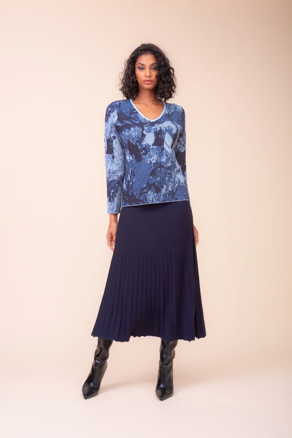 Women's abstract-pattern V-neck knit sweater Alison Sheri