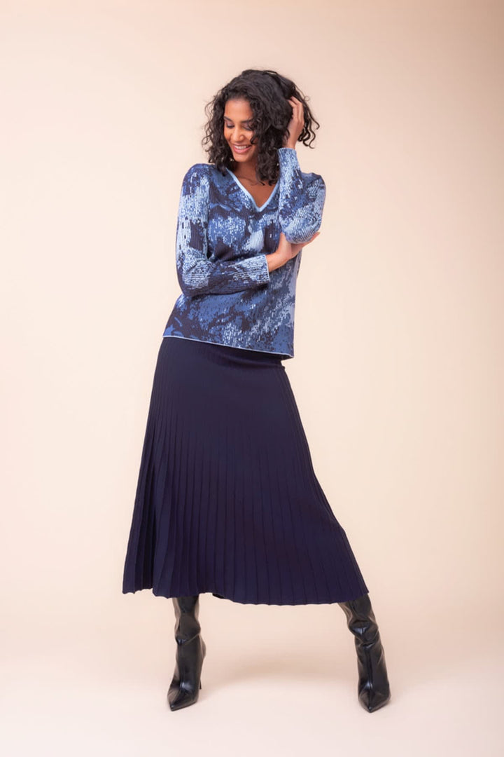 Front view of the women&