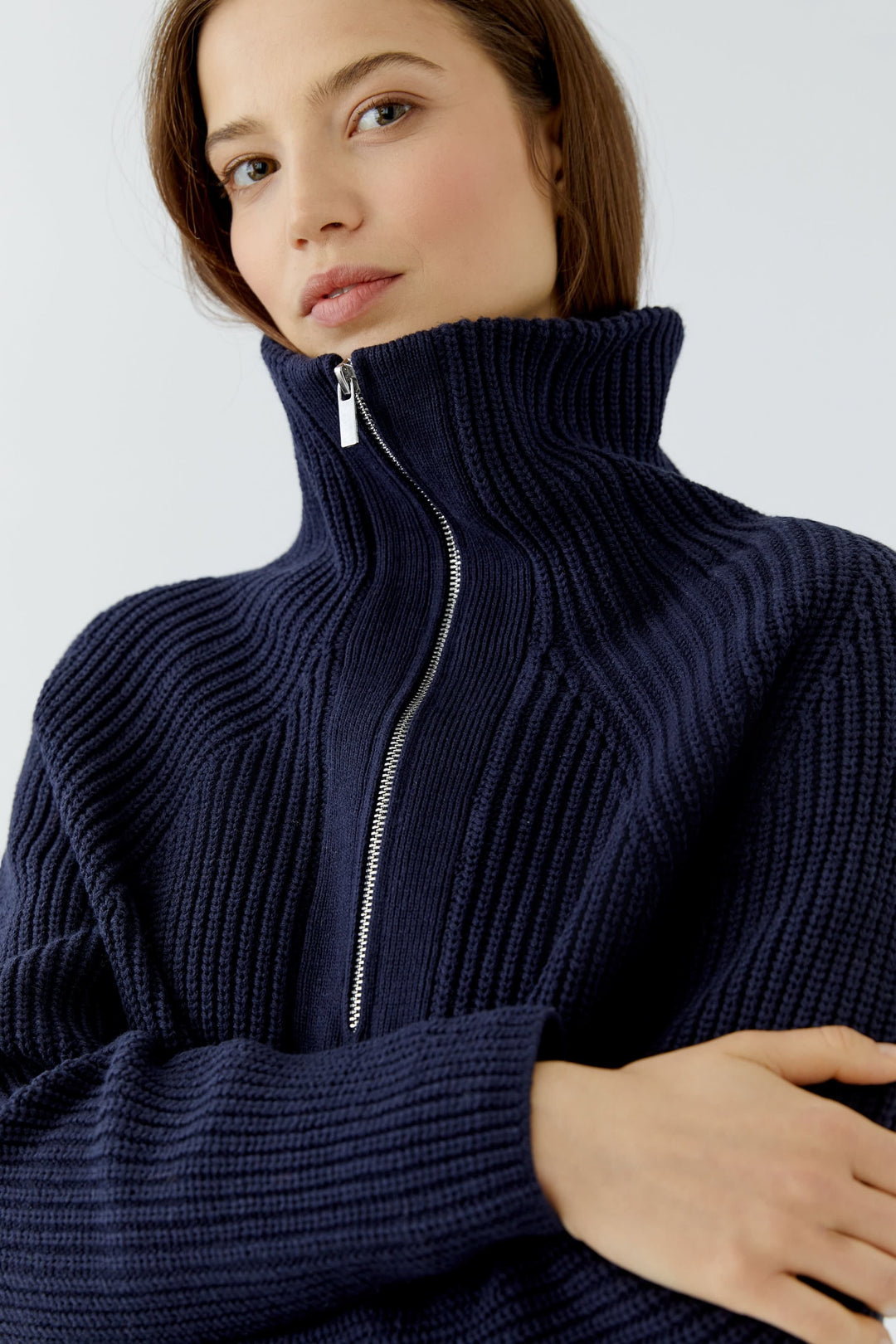 Chandail en tricot côtelé à col zippé pour femme Oui