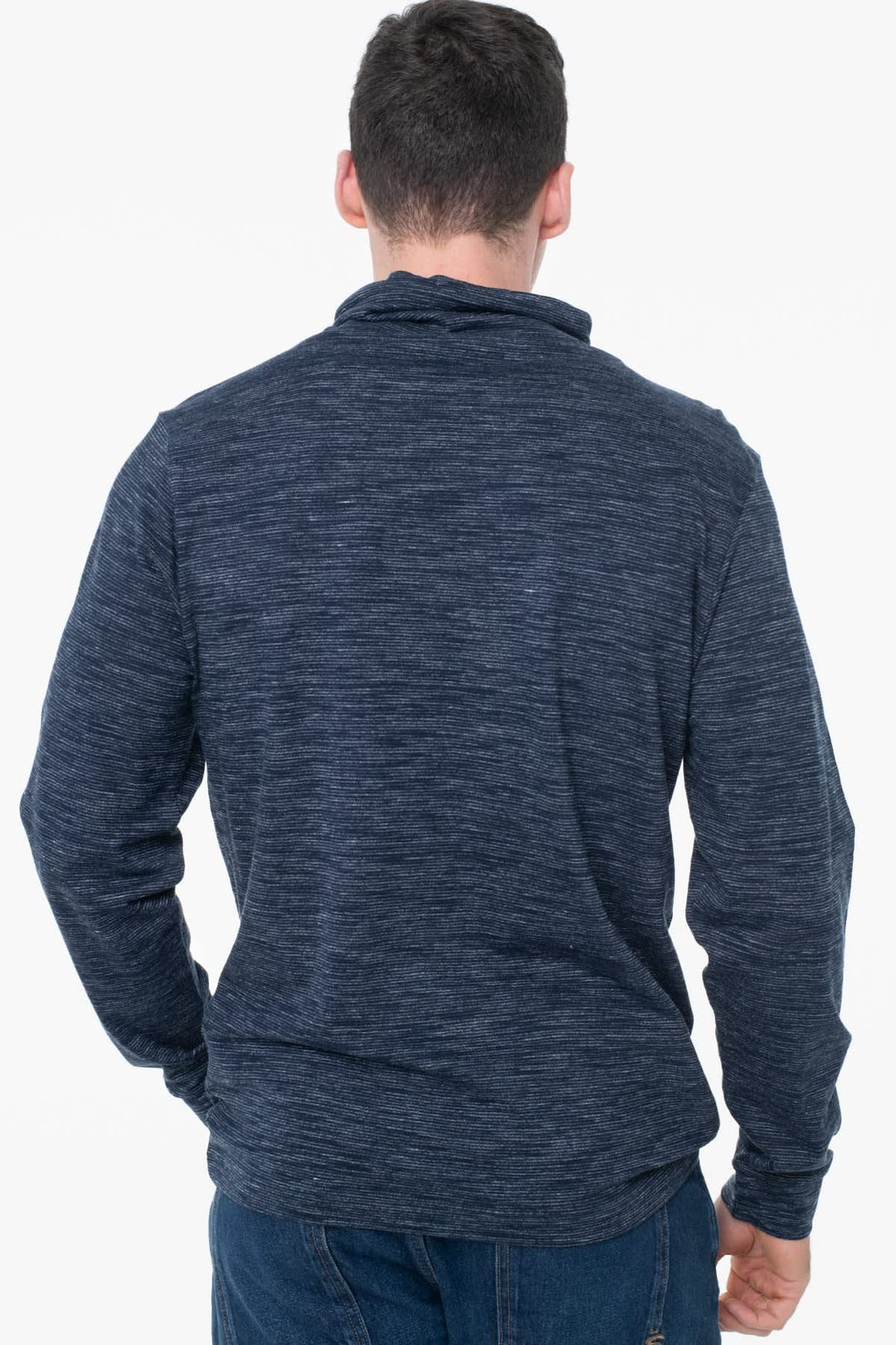 Side view of a Tom Tailor men&