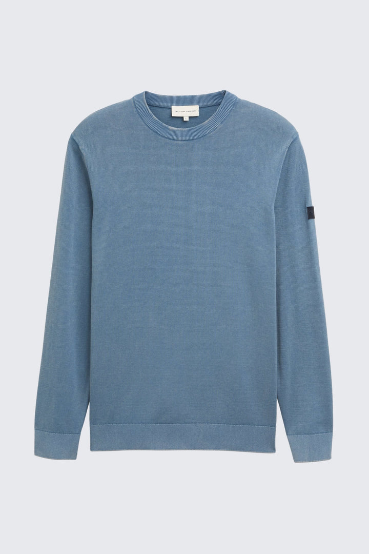 Front view of a lightweight, round-neck Tom Tailor men&
