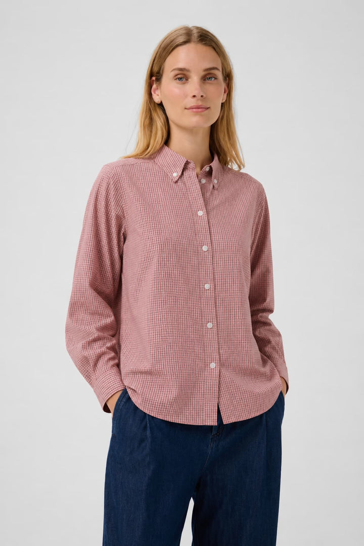 Chemise Chrestella à petits carreaux et col boutonné vue de face pour femme Part Two