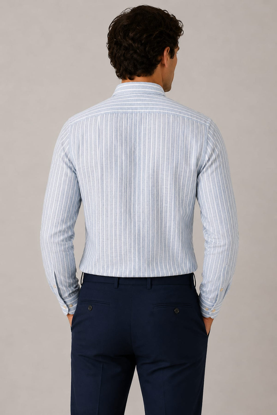 Vue de face chemise rayée manches longues Eton pour homme bleu et blanc - Valérie Simon