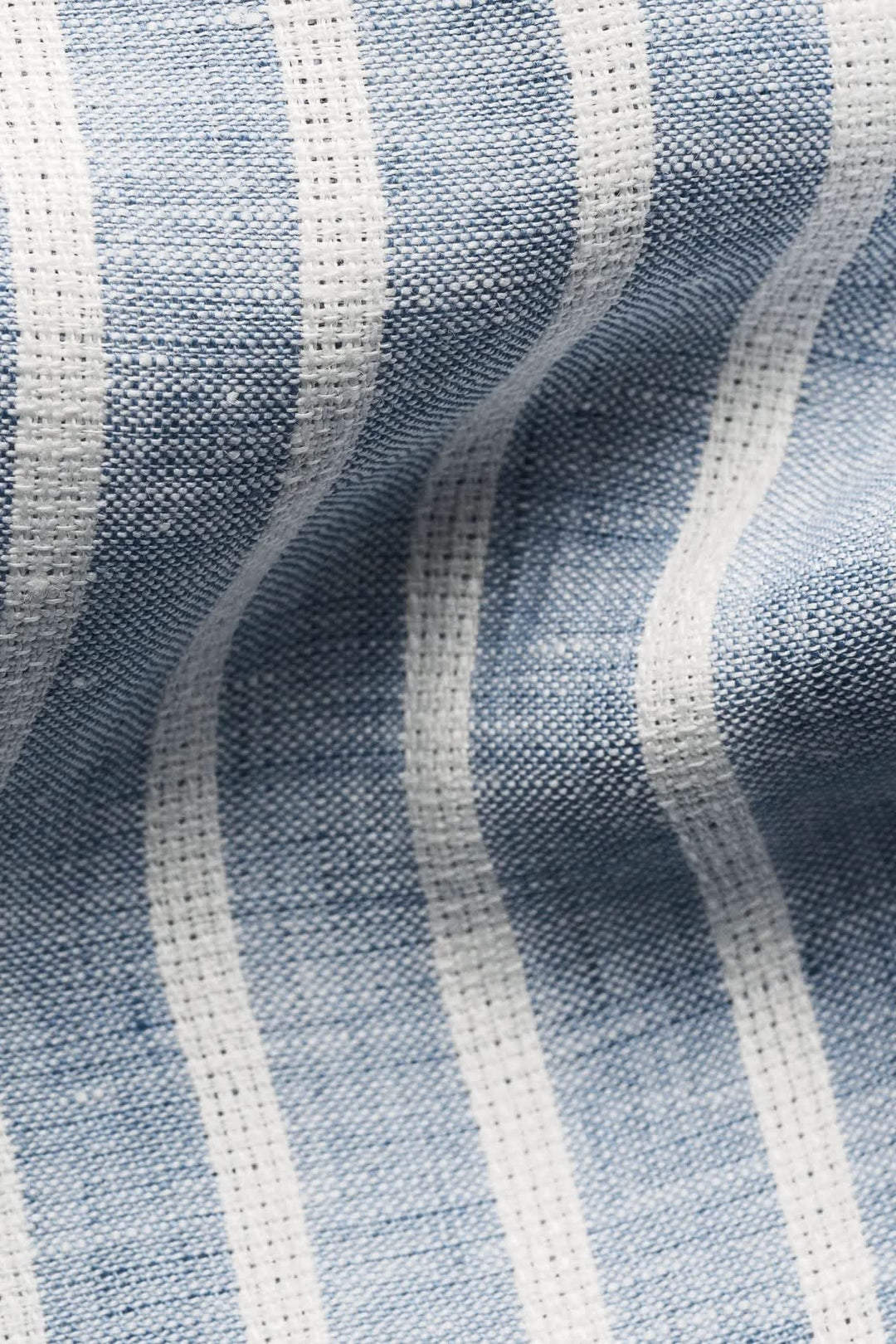 Vue de face chemise rayée bleu Eton manches longues pour homme - Valérie Simon