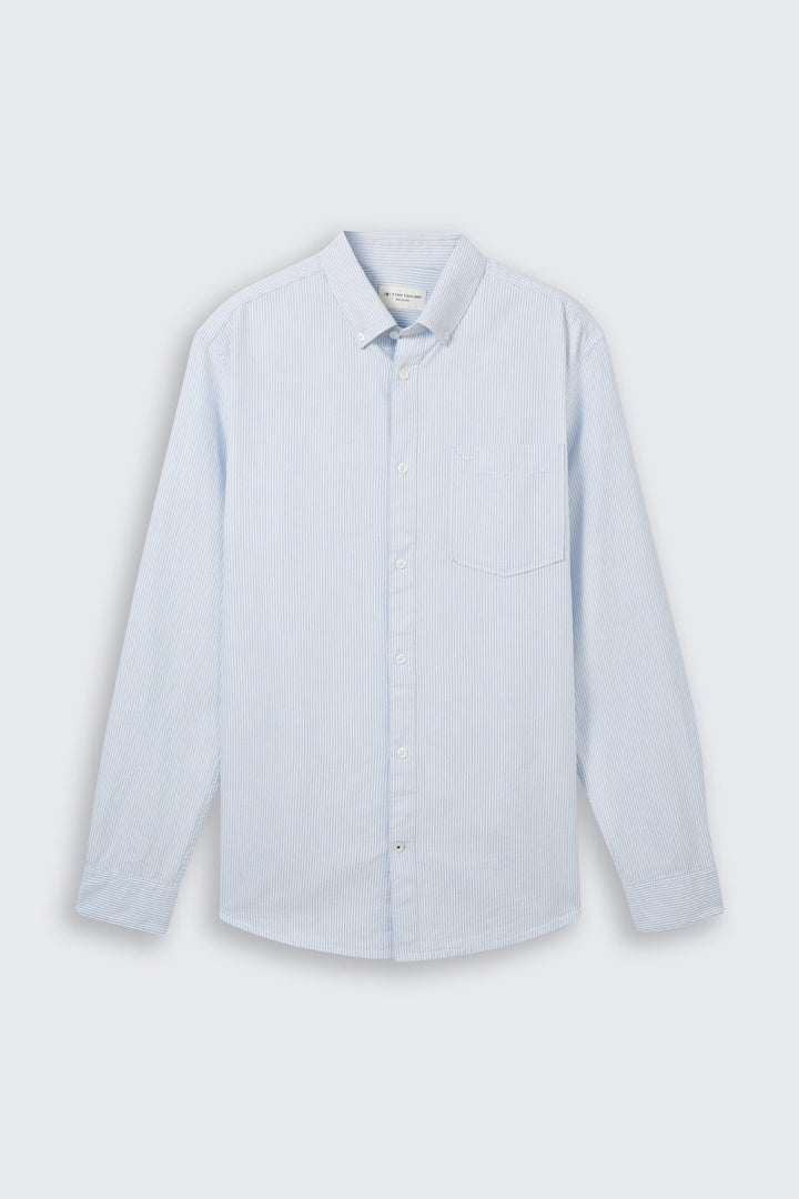 Side view of a blue Tom Tailor men&