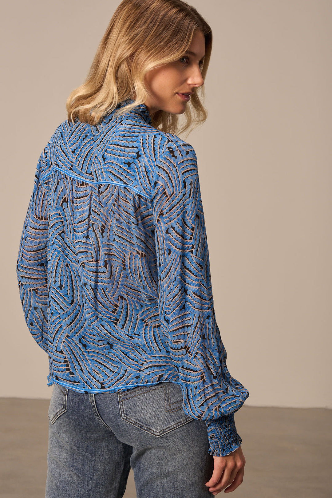 Geometric print blouse