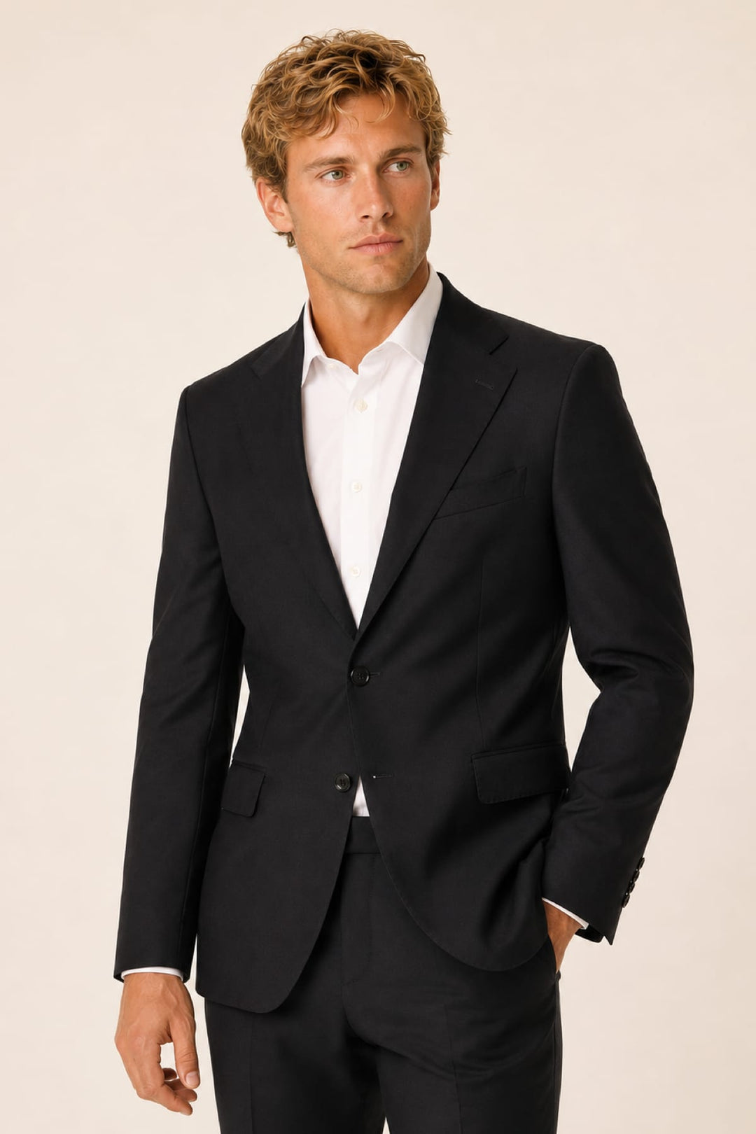 Refined full-back view of a gray Tagliatore wool men&