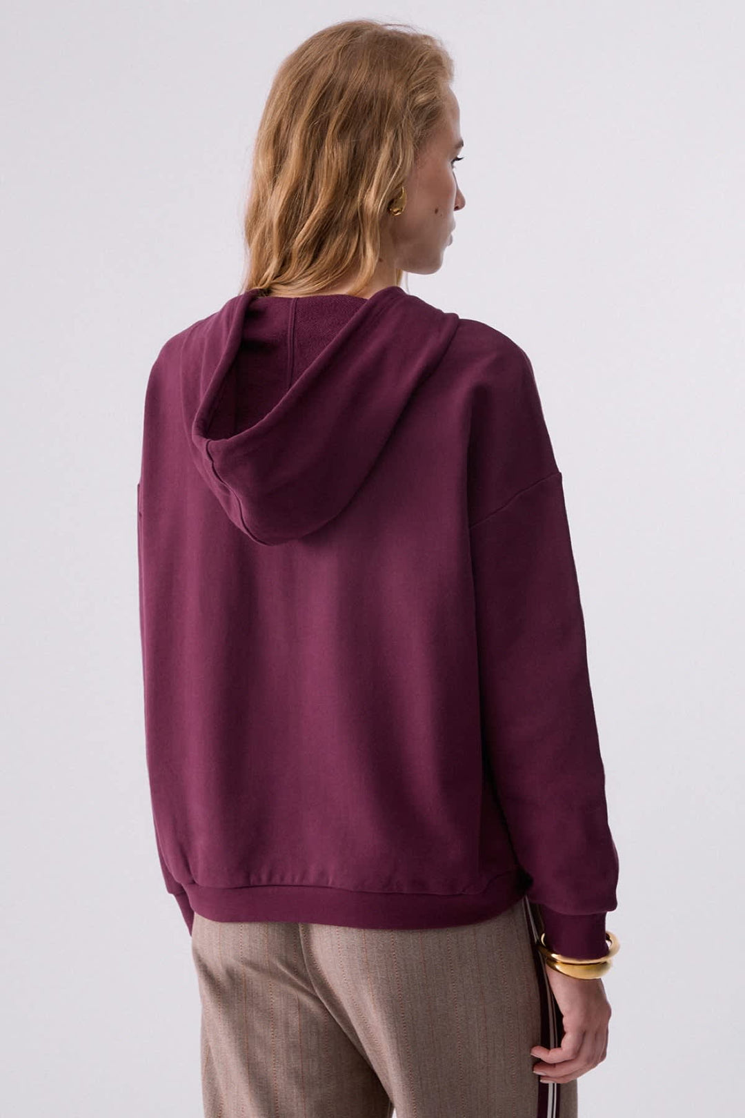Fleece cotton sweater hoodie with embroidered pattern for women liujo