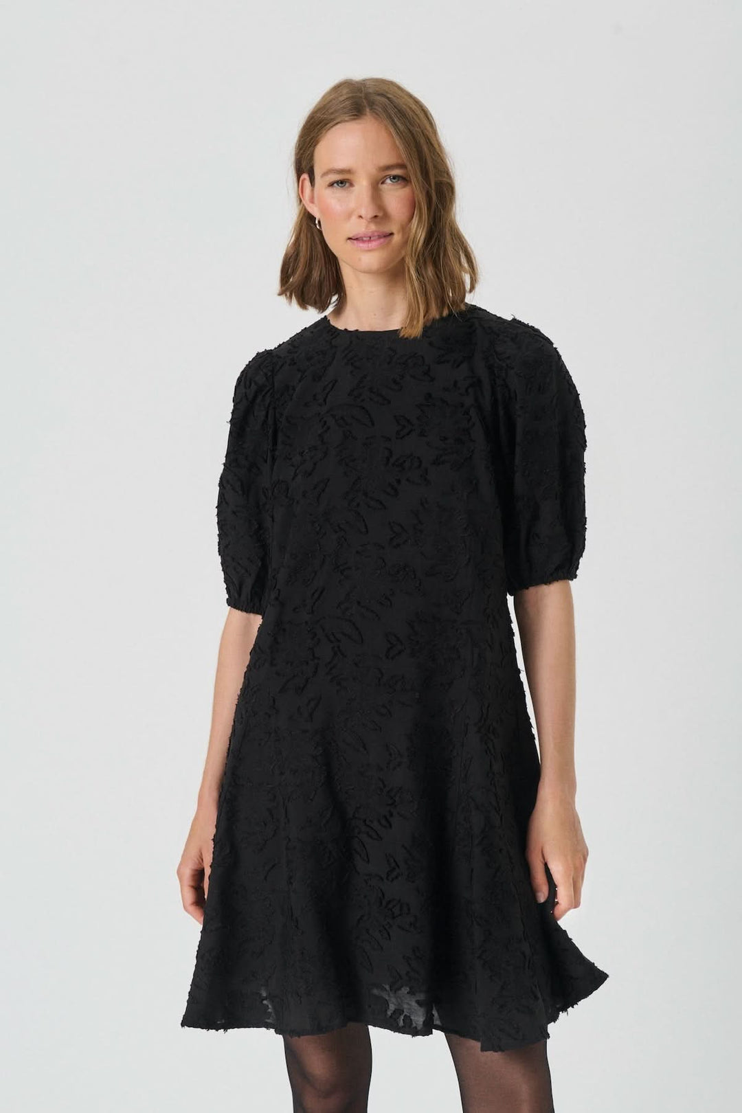 Vilhelmina lace dress with puff sleeves