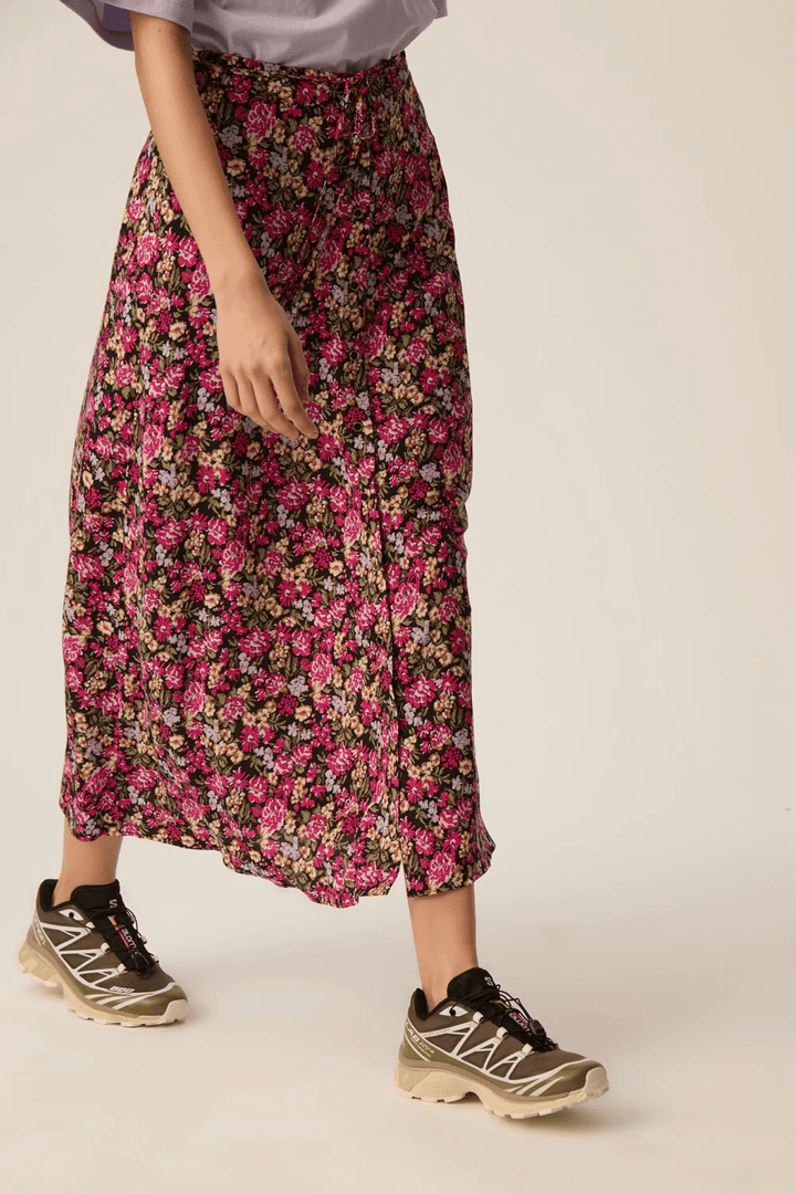 Elizette long, flowing skirt with a tie at the waist (Size)