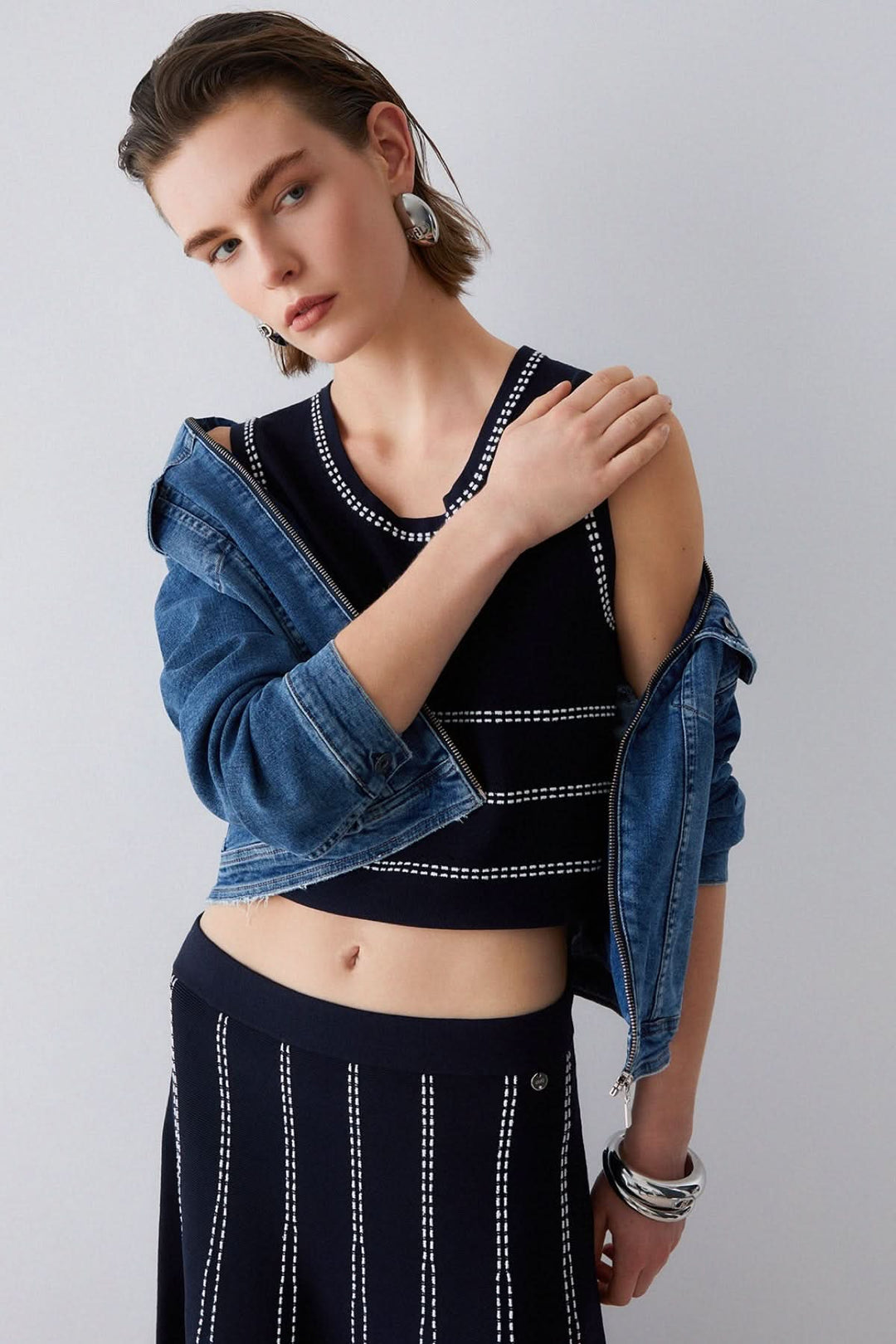 Camisole en maille sans manches à motif rayé