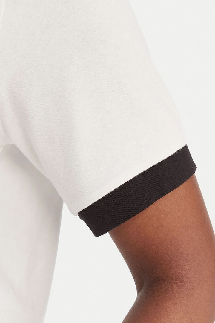 Polo shirt with a contrasting collar and drawstring