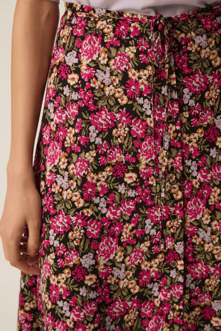 Elizette long, flowing skirt with a tie at the waist (Size)