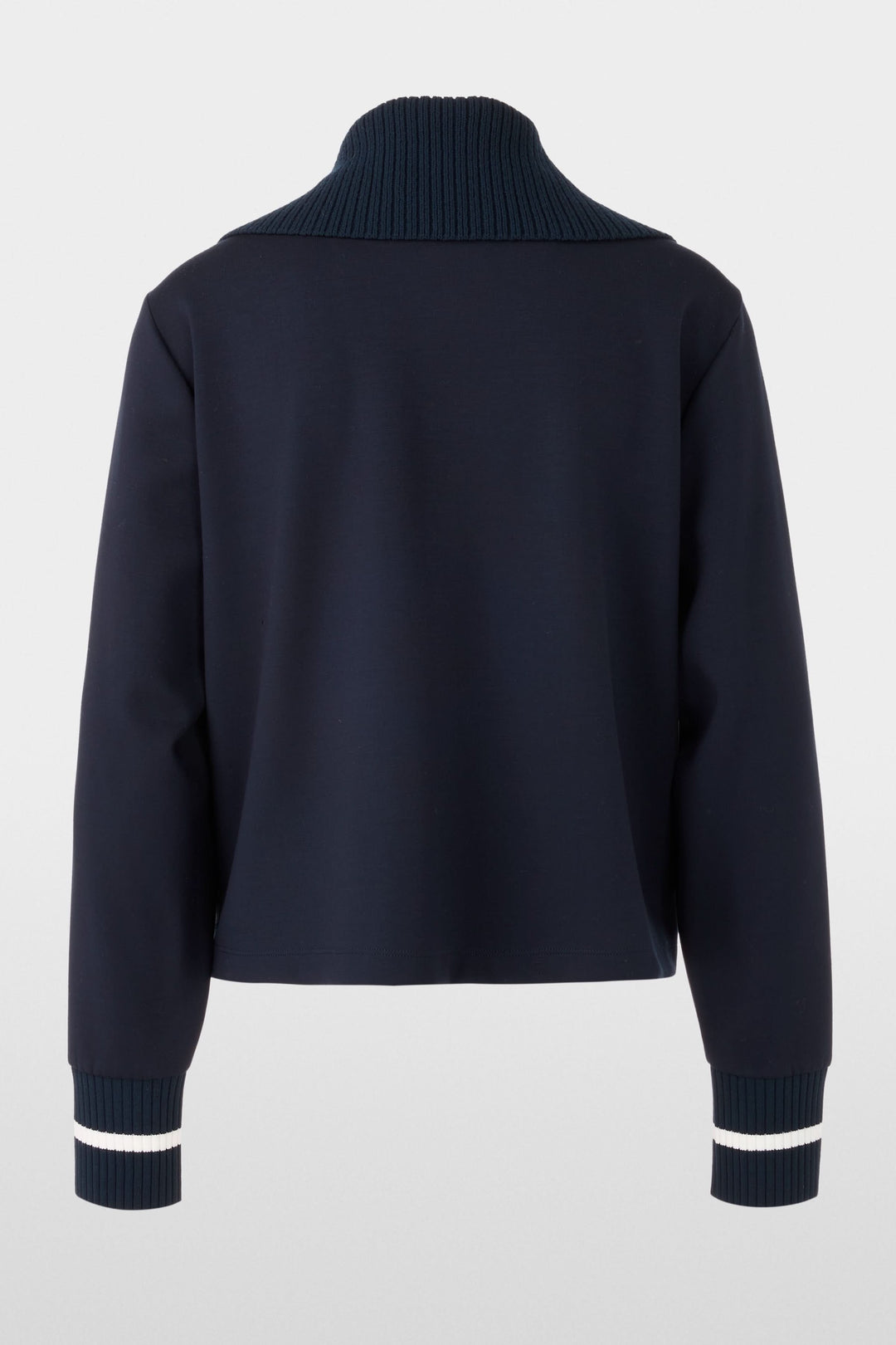 Vue arrière du cardigan en maille fine, avec col montant et finitions sportives en noir.