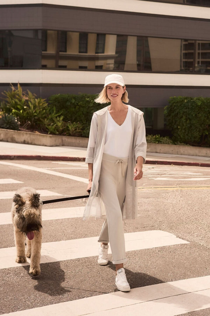 Pants with a knot on the right side