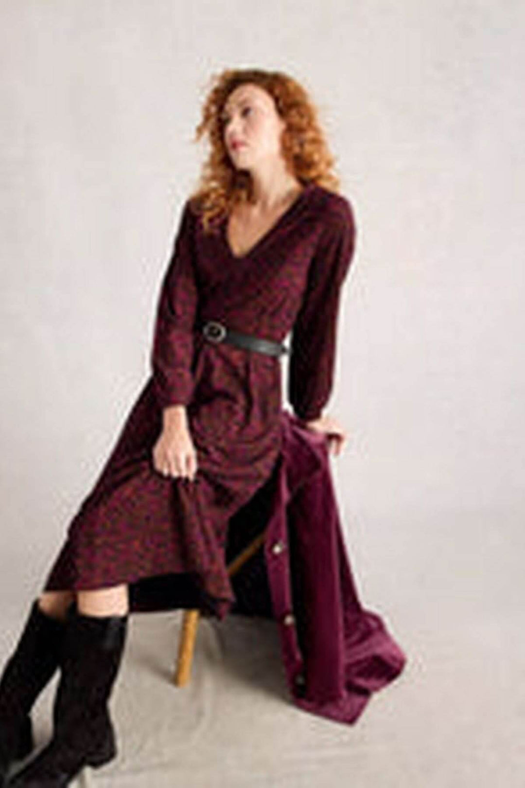 Robe midi en jersey col en V