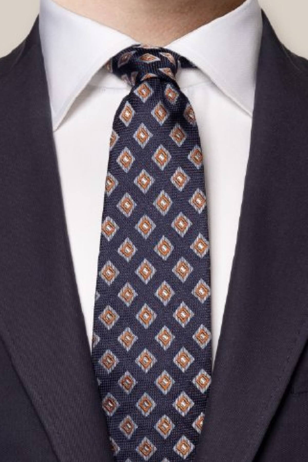 Cravate à motif géométrique