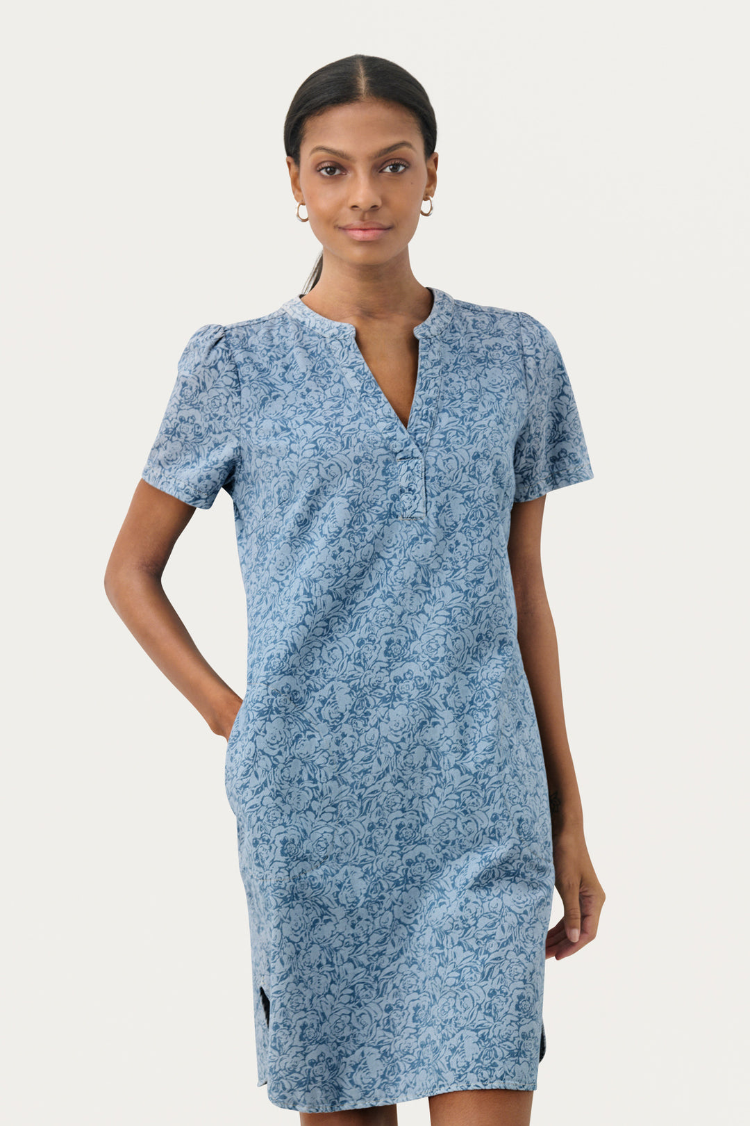 Aminase cotton dress