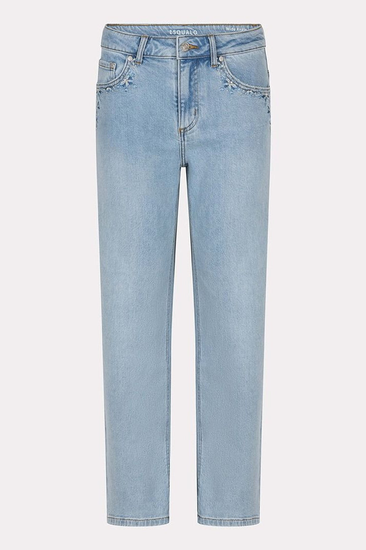 High-waisted jeans